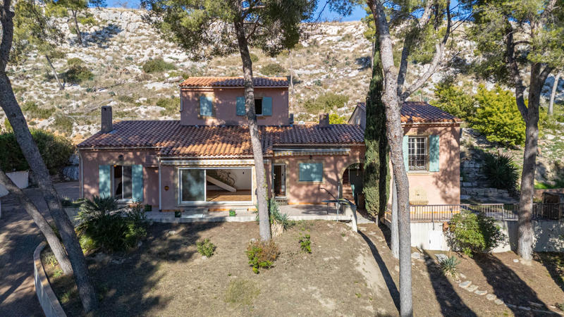 Maison - 177 m² - 6 pièces