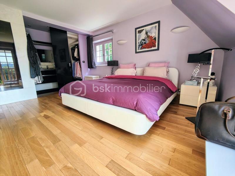 Maison - 171 m² - 7 pièces