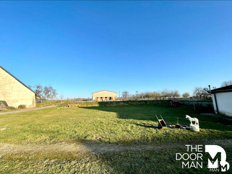 Ferme - 500 m² - 2 pièces