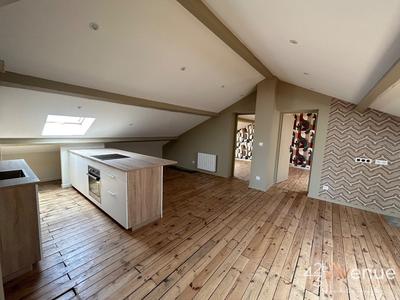 Appartement - 60 m² - 3 pièces