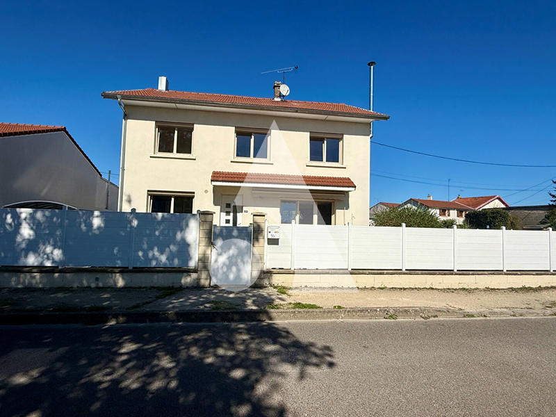 Maison - 128 m² - 6 pièces