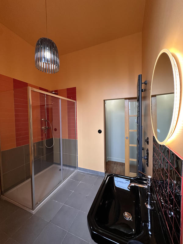 Appartement - 98 m² - 4 pièces