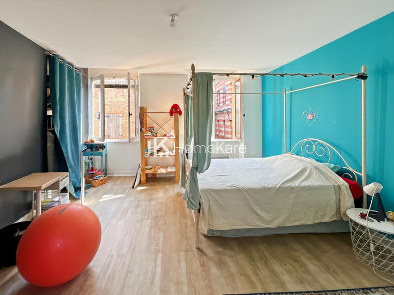 Maison - 190 m² - 6 pièces