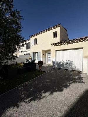 Maison - 87 m² - 4 pièces