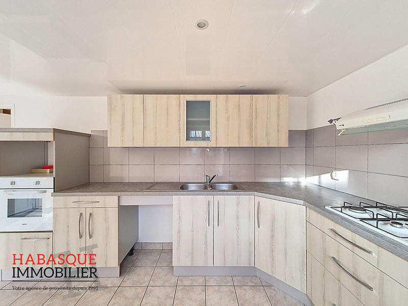 Maison - 79 m² - 5 pièces