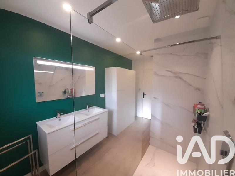 Maison - 90 m² - 3 pièces