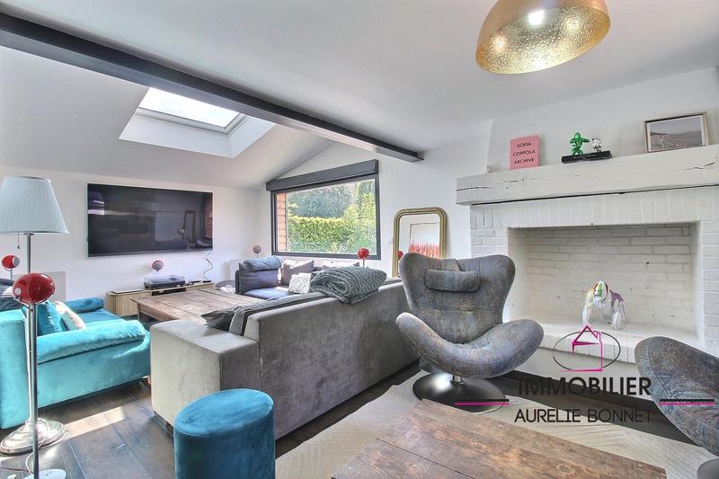 Maison - 325 m² - 15 pièces