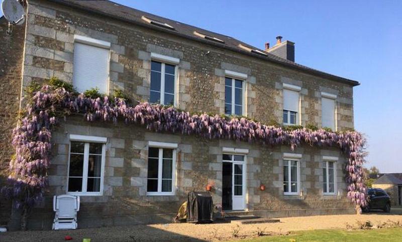 Maison - 308 m² - 10 pièces