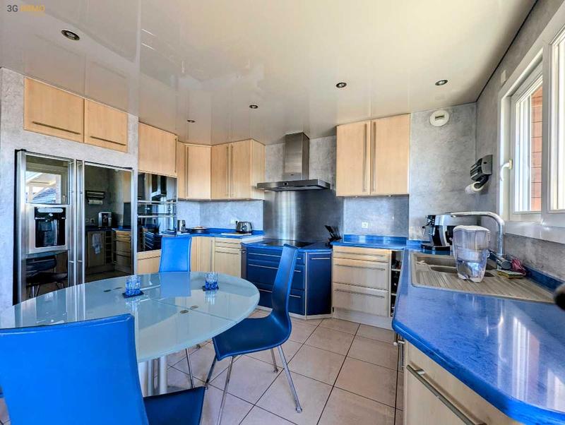 Appartement - 96 m² - 3 pièces