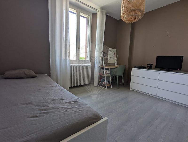 Maison - 100 m² - 5 pièces