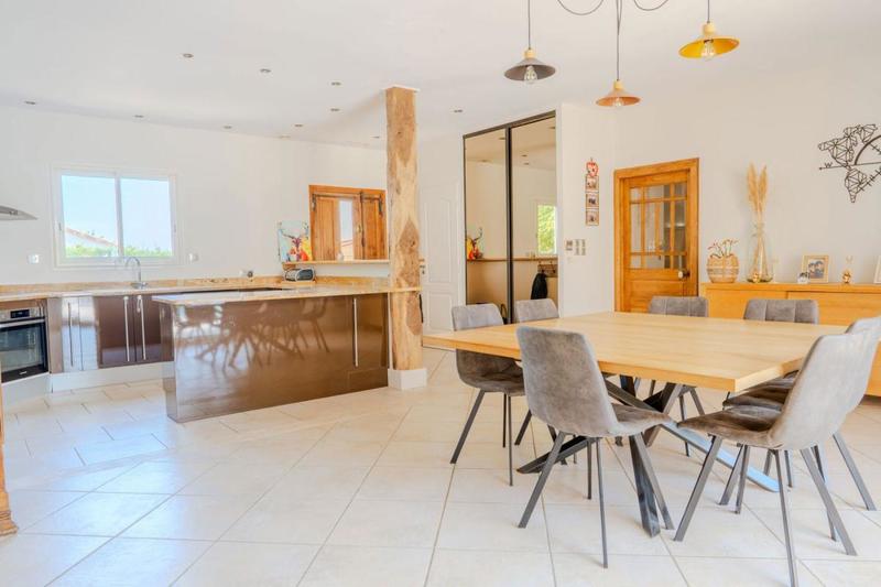 Maison - 130 m² - 4 pièces