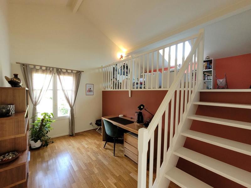 Maison - 179 m² - 6 pièces