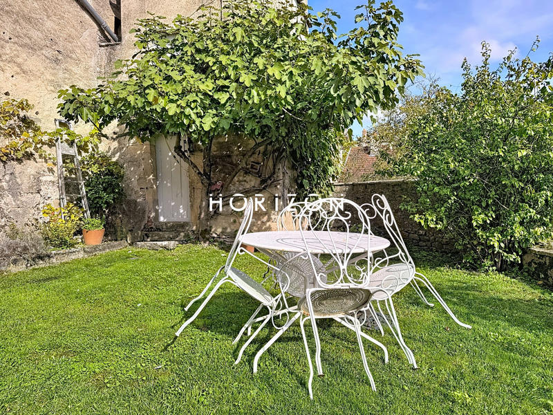 Maison ancienne - 266 m² - 10 pièces