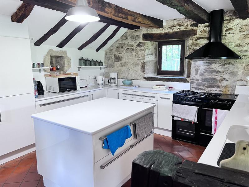 Maison - 200 m² - 7 pièces