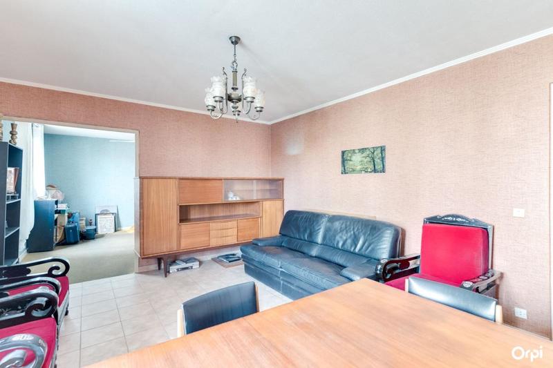 Appartement - 92 m² - 5 pièces