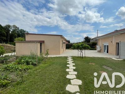Maison - 74 m² - 4 pièces