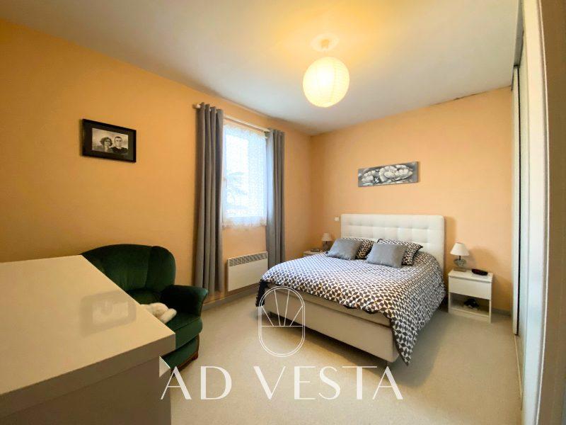 Local d'activités - 2 500 m²