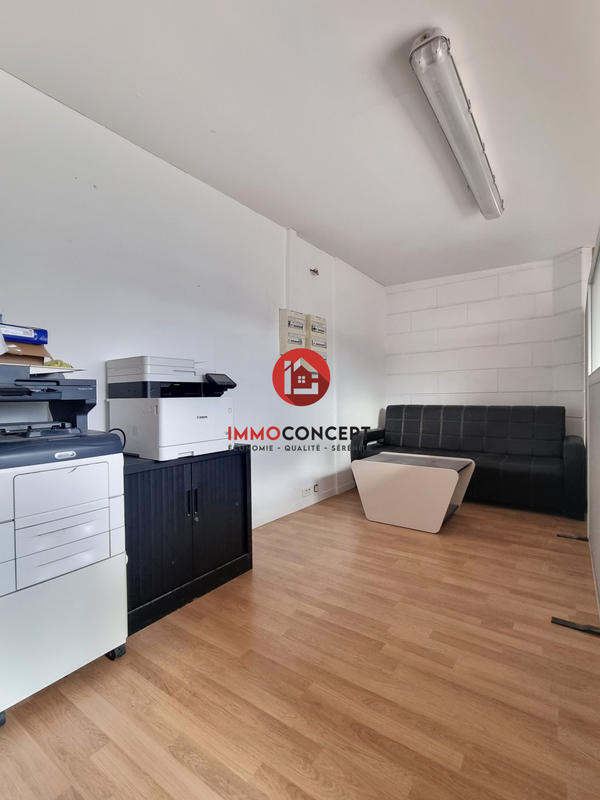 Local commercial - 210 m²