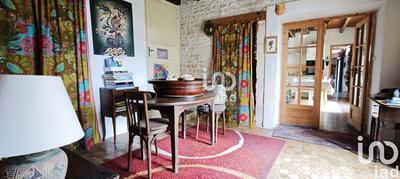 Maison - 228 m² - 7 pièces