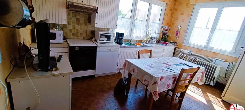 Maison - 103 m² - 5 pièces