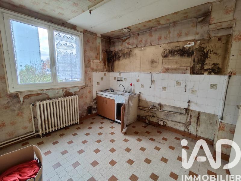 Maison - 92 m² - 5 pièces