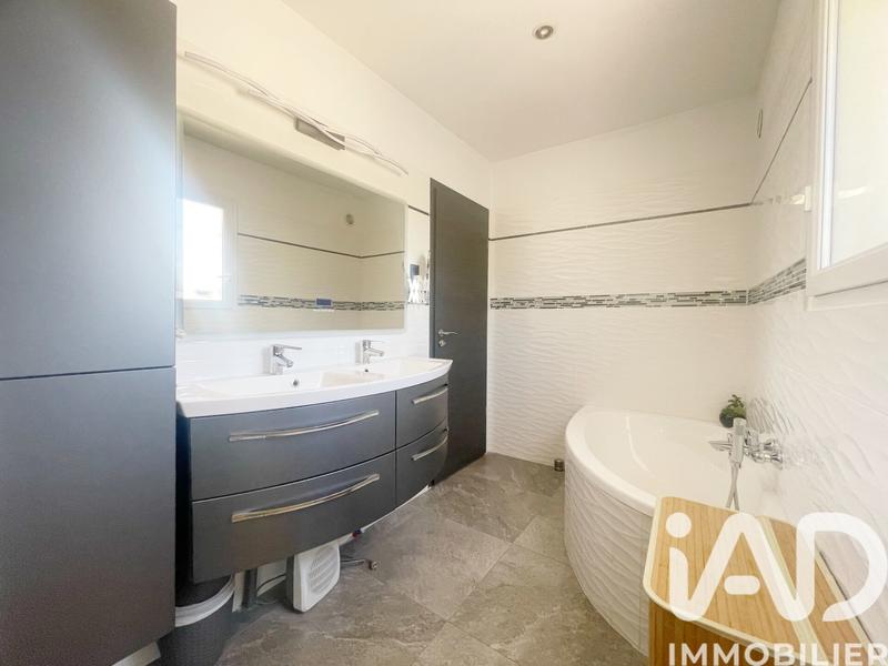 Maison - 145 m² - 5 pièces