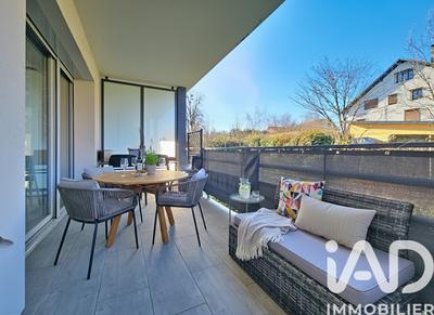 Appartement - 64 m² - 3 pièces