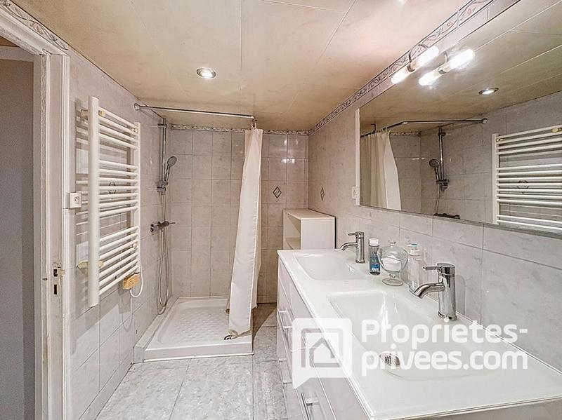 Maison - 166 m² - 5 pièces