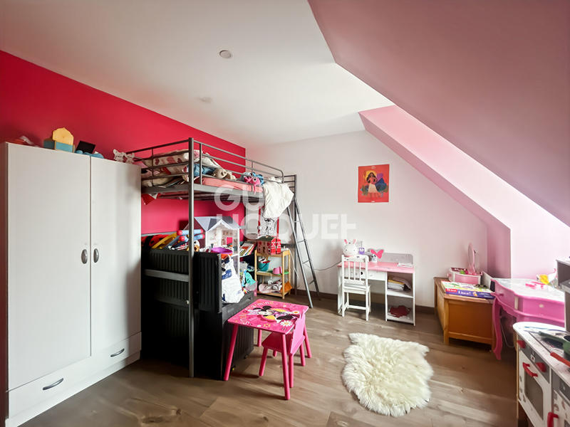 Maison - 145 m² - 8 pièces