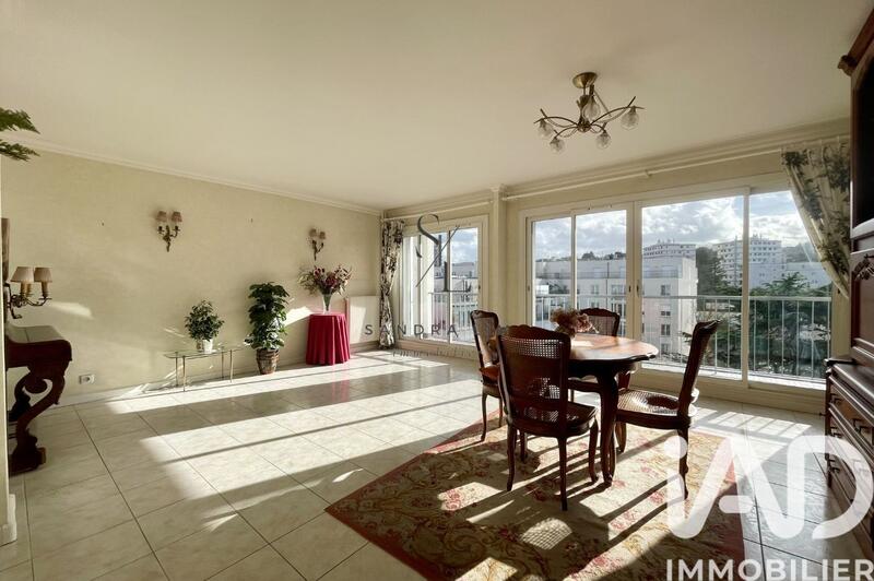 Appartement - 80 m² - 4 pièces