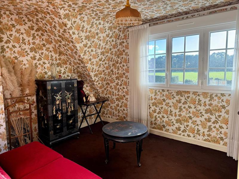 Maison - 180 m² - 8 pièces