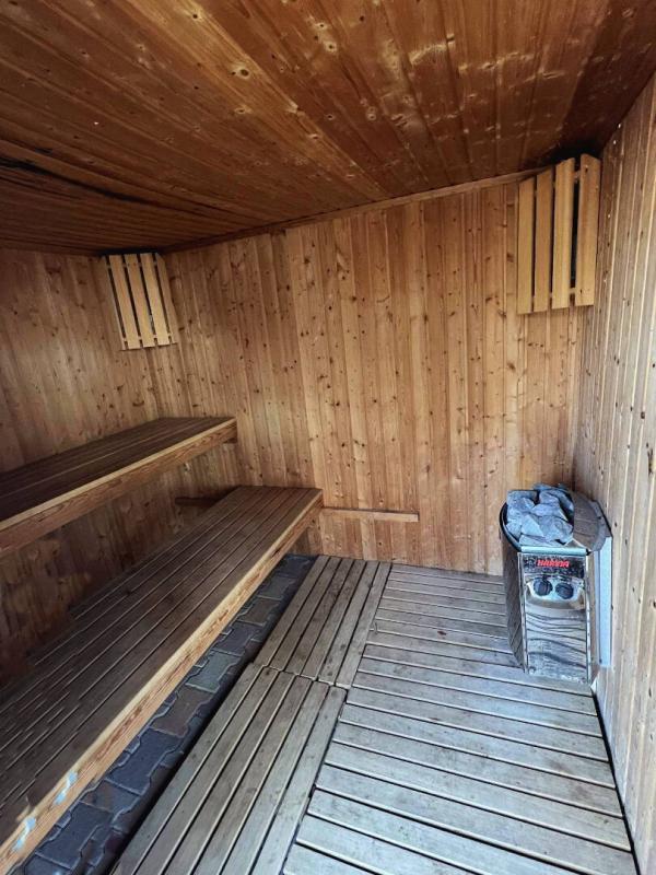 Maison - 315 m² - 14 pièces