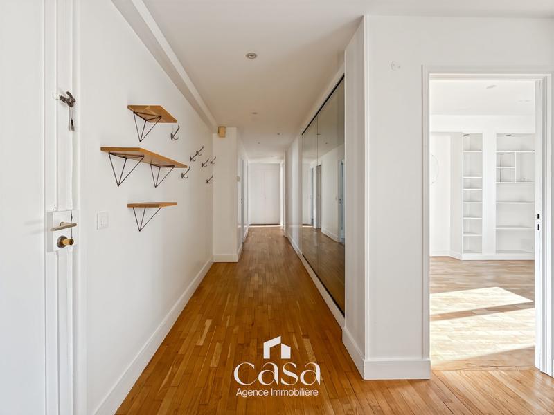 Appartement - 122 m² - 5 pièces