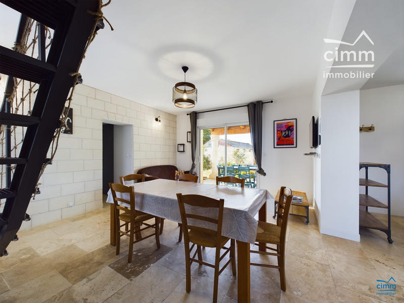 Maison traditionnelle - 88 m² - 4 pièces