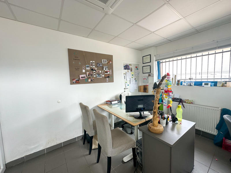 Fonds de commerce - Magasins - 340 m²