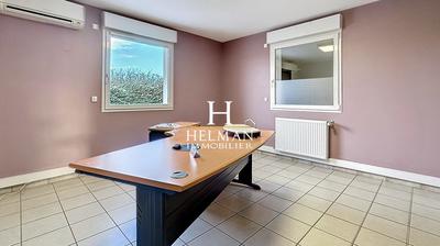 Bureau - 145 m² - 5 pièces