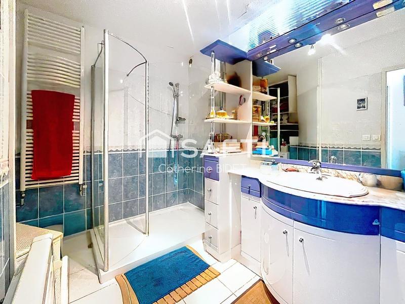 Appartement - 92 m² - 4 pièces