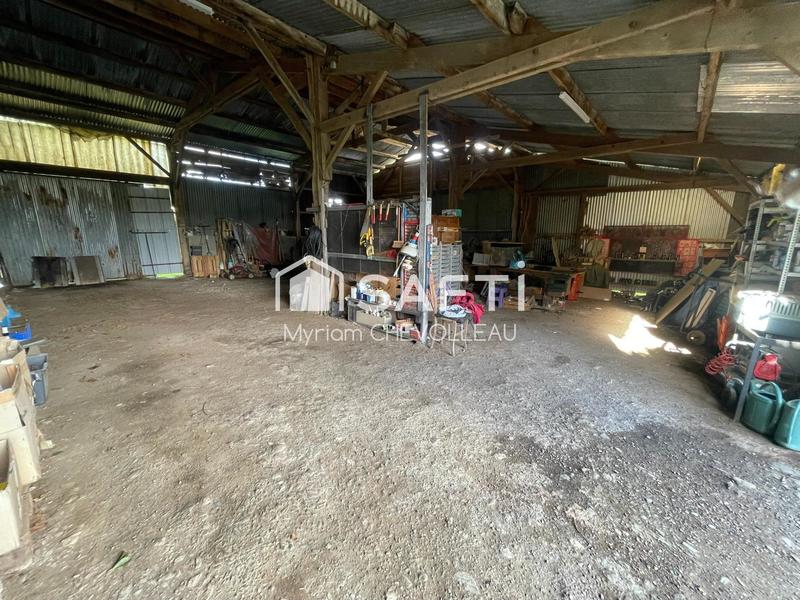 Maison - 270 m² - 10 pièces