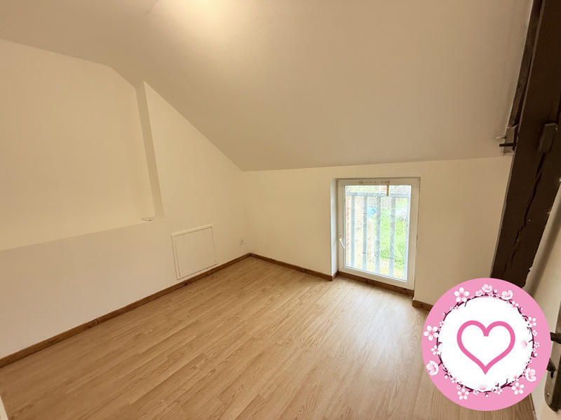 Maison - 96 m² - 4 pièces