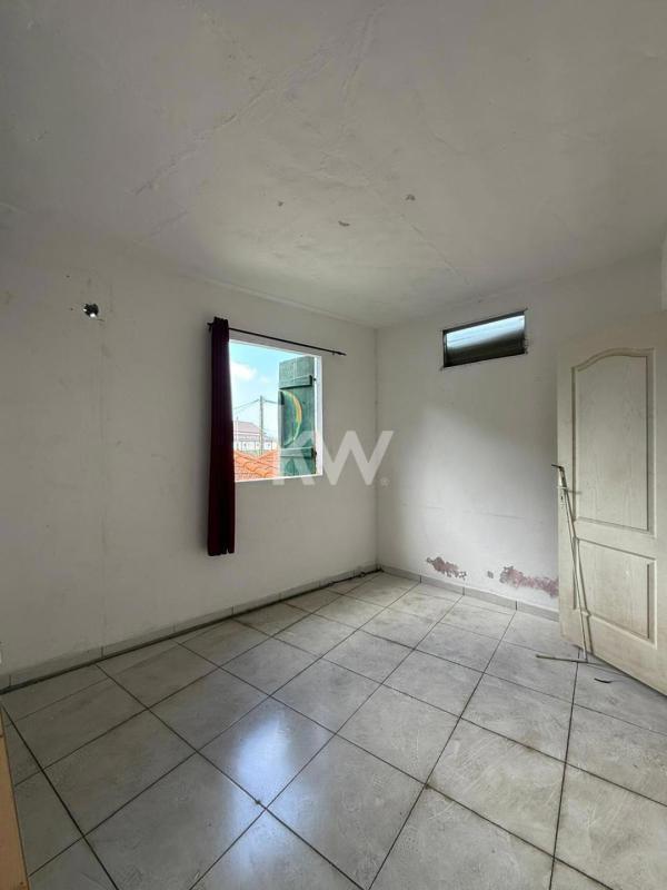 Immeuble - 79 m² - 3 pièces