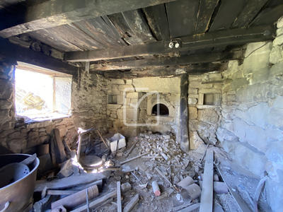 Maison - 150 m² - 3 pièces