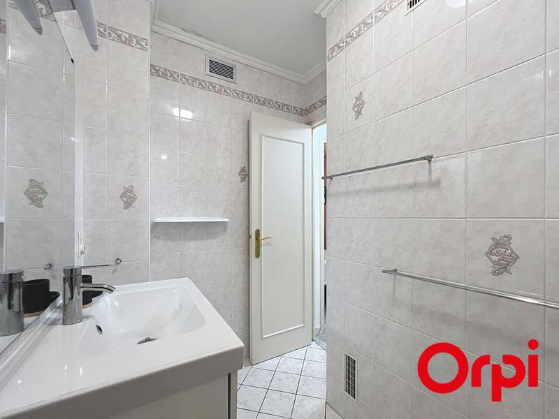 Studio - 36 m² - 1 pièce