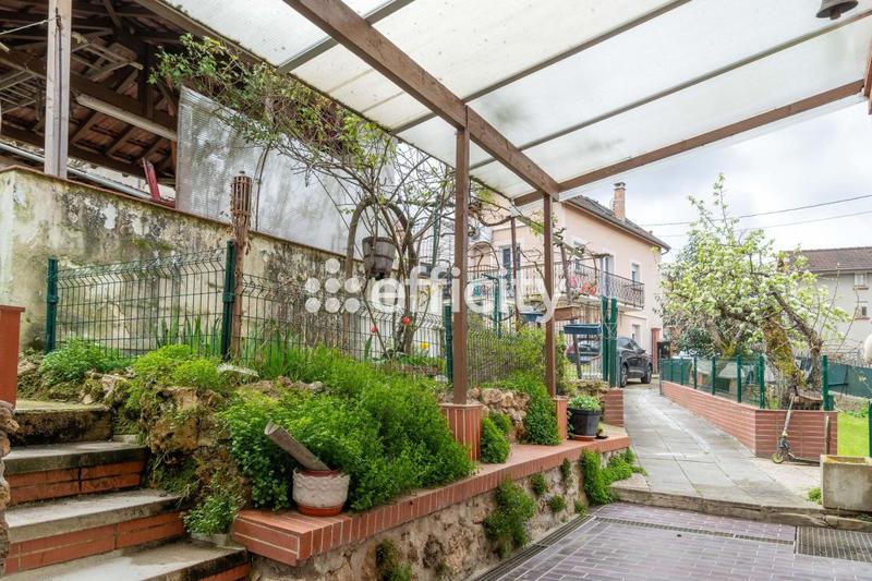 Maison - 100 m² - 6 pièces