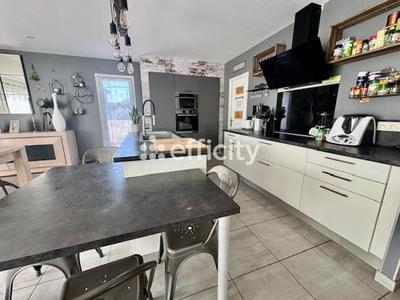 Villa - 137 m² - 5 pièces