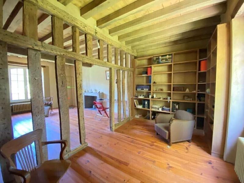 Maison - 301 m² - 9 pièces