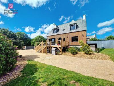 Maison - 150 m² - 8 pièces