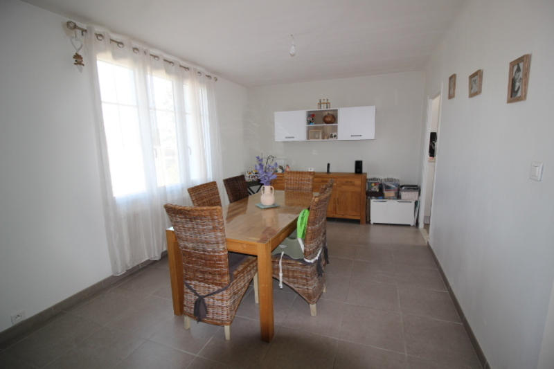 Maison - 176 m² - 8 pièces