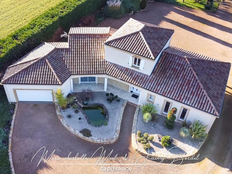 Maison - 135 m² - 4 pièces