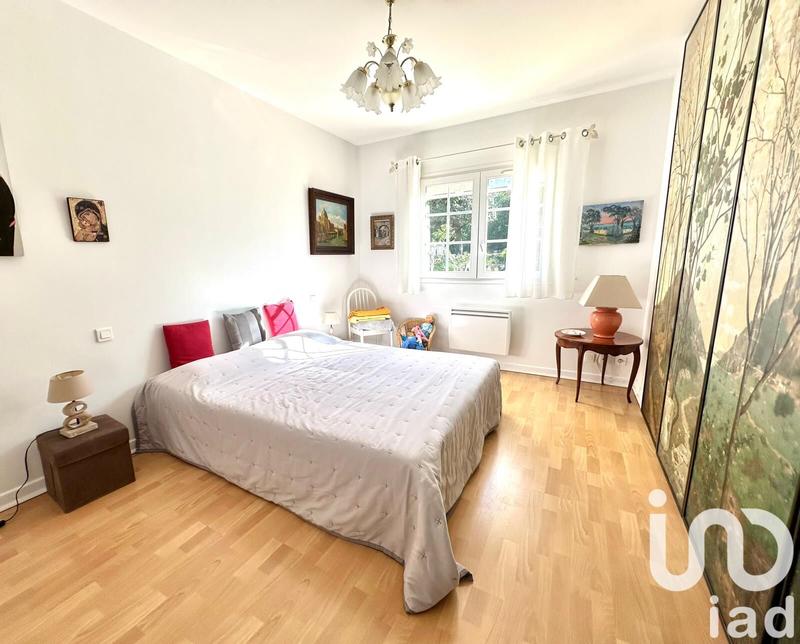 Maison - 280 m² - 7 pièces