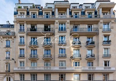 Appartement - 157 m² - 7 pièces